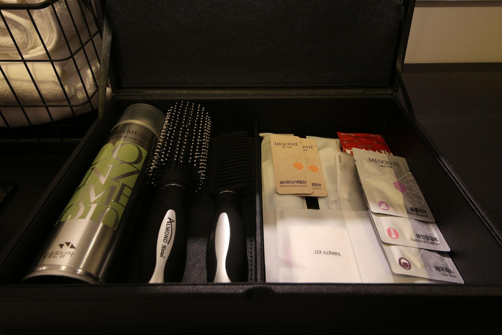 Almond Hotel Gupo Station Busan Extérieur photo