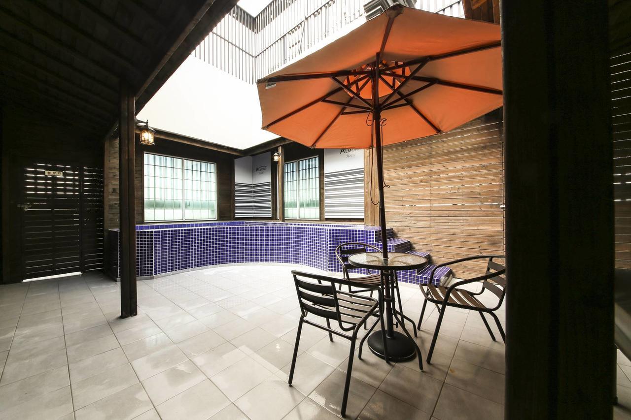Almond Hotel Gupo Station Busan Extérieur photo