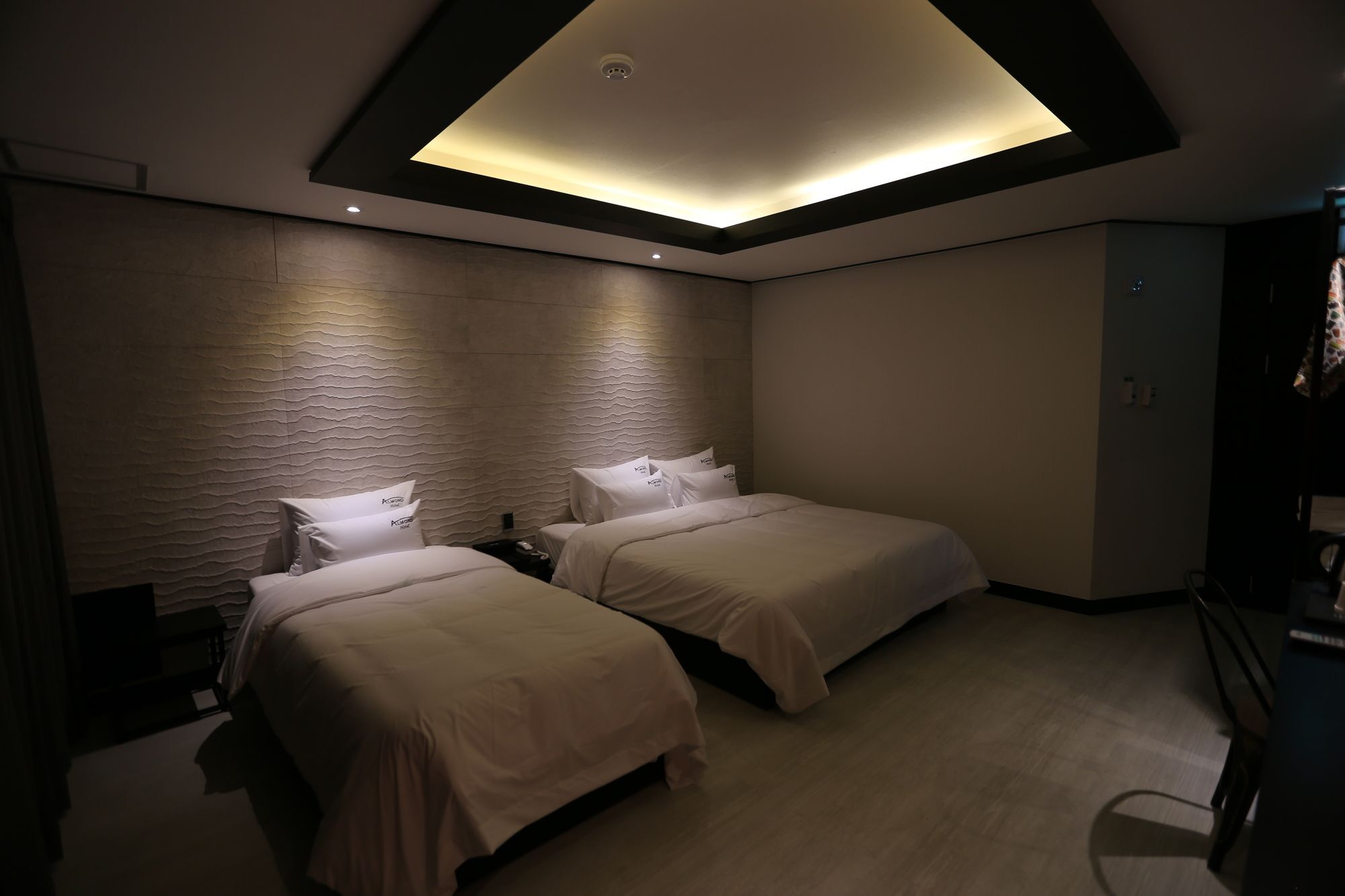 Almond Hotel Gupo Station Busan Extérieur photo