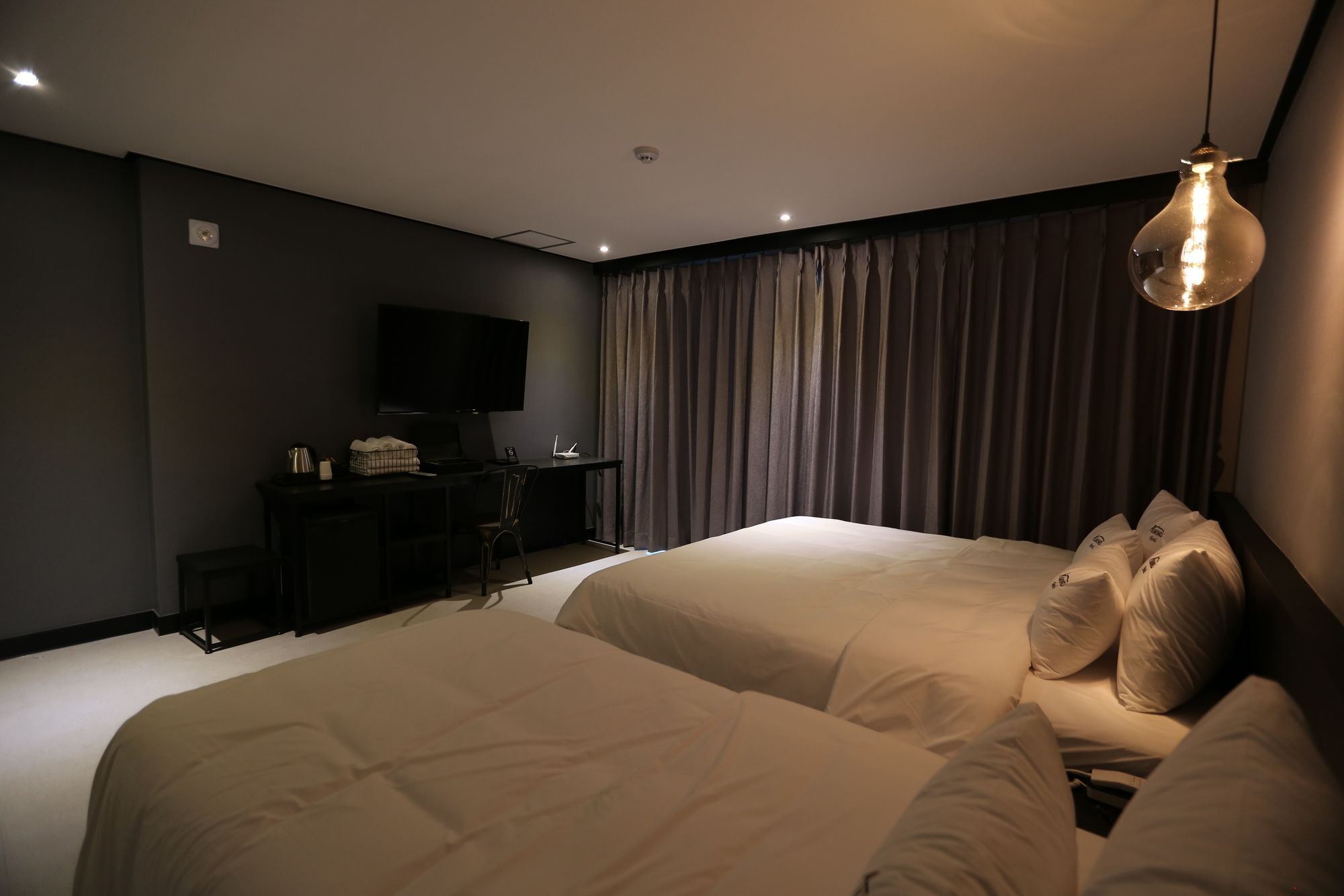 Almond Hotel Gupo Station Busan Extérieur photo