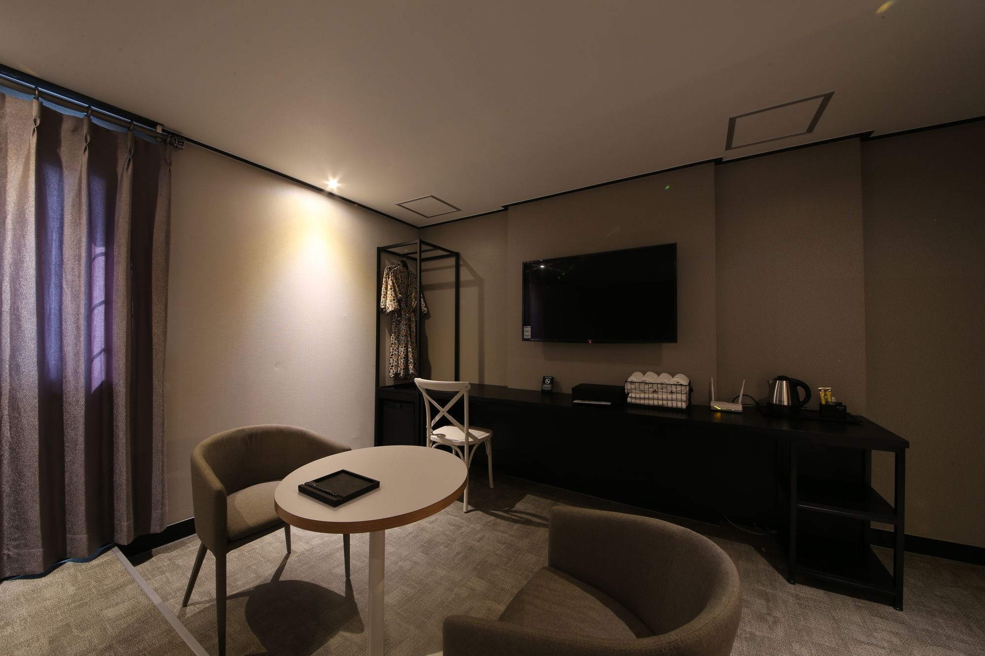 Almond Hotel Gupo Station Busan Extérieur photo