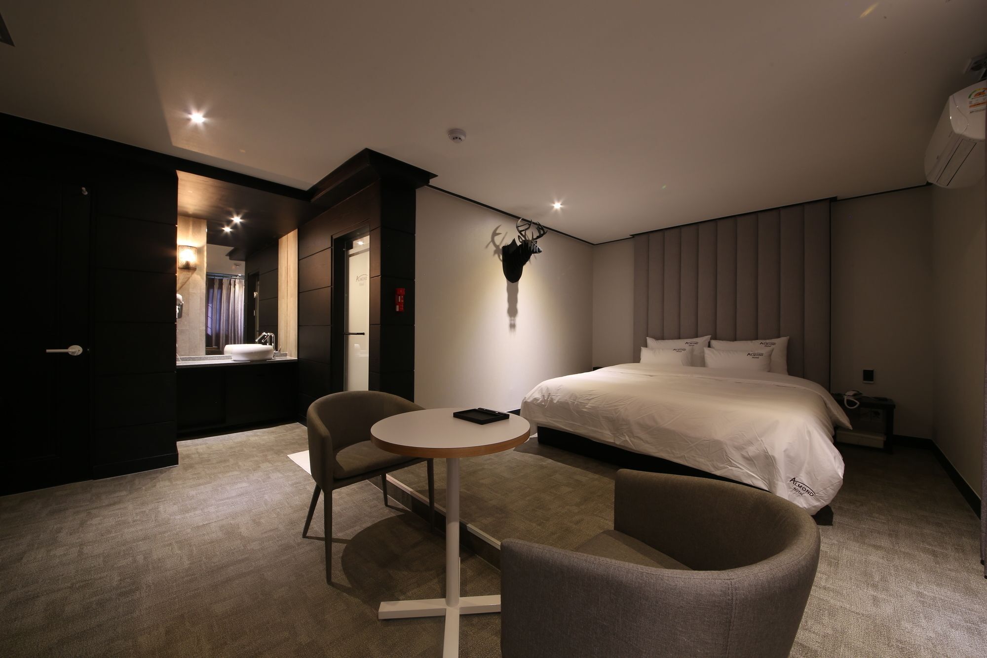 Almond Hotel Gupo Station Busan Extérieur photo